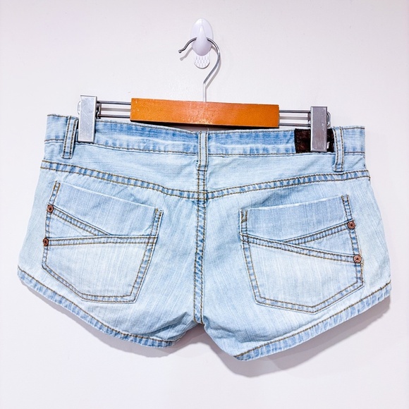 BILLABONG Vintage Y2K Mini low rise denim shorts - Picture 2 of 5